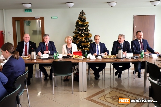 Zdjęcie w galerii na portalu naszwodzislaw.com: Jak uzdrowić szkolnictwo zawodowe? wiadomości z regionu