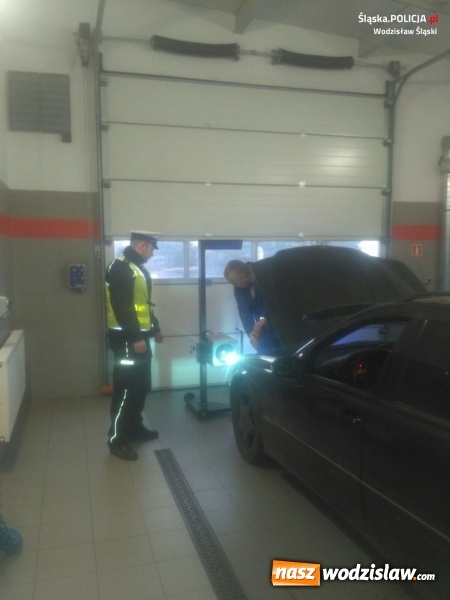 Zdjęcie w galerii na portalu naszwodzislaw.com: Bezpieczna droga do celu. Akcja wodzisławskiej policji przed feriami  wiadomości z regionu