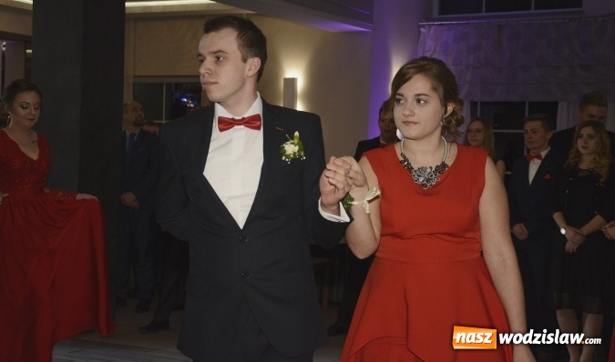 Zdjęcie w galerii na portalu naszwodzislaw.com: Nietypowo bo w czwartek. Studniówka LO z Rydułtów trwa w najlepsze! ZDJĘCIA  wiadomości z regionu