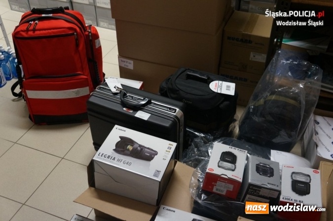Zdjęcie w galerii na portalu naszwodzislaw.com: Wodzisławscy technicy kryminalistyki mają nowy sprzęt wiadomości z regionu