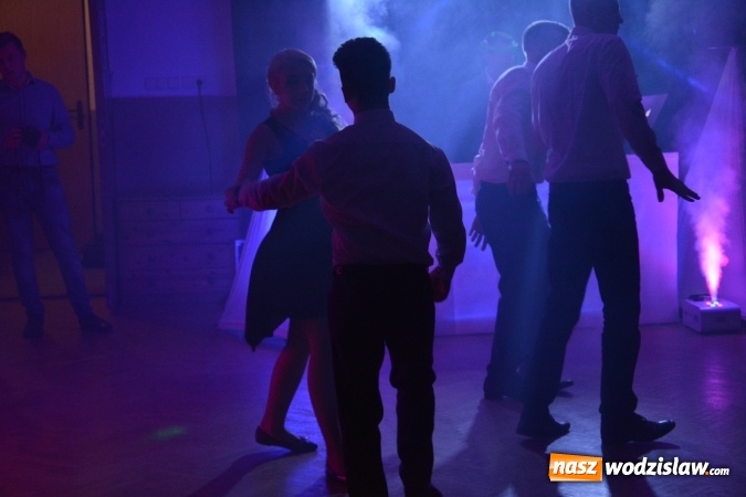 Zdjęcie w galerii na portalu naszwodzislaw.com: ZSP Pszów bawi się na studniówce  wiadomości z regionu