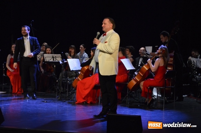 Zdjęcie w galerii na portalu naszwodzislaw.com: W Wodzisławskim Centrum Kultury odbył się Koncert Wiedeński  wiadomości z regionu