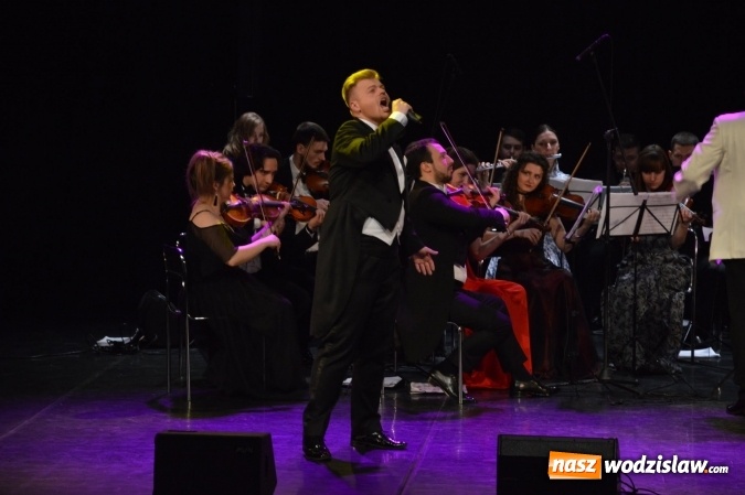 Zdjęcie w galerii na portalu naszwodzislaw.com: W Wodzisławskim Centrum Kultury odbył się Koncert Wiedeński  wiadomości z regionu
