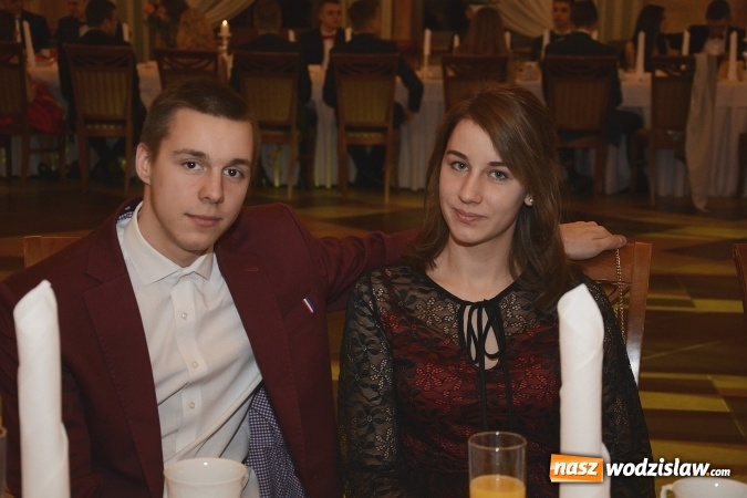 Zdjęcie w galerii na portalu naszwodzislaw.com: ZST na studniówce. FOTORELACJA  wiadomości z regionu