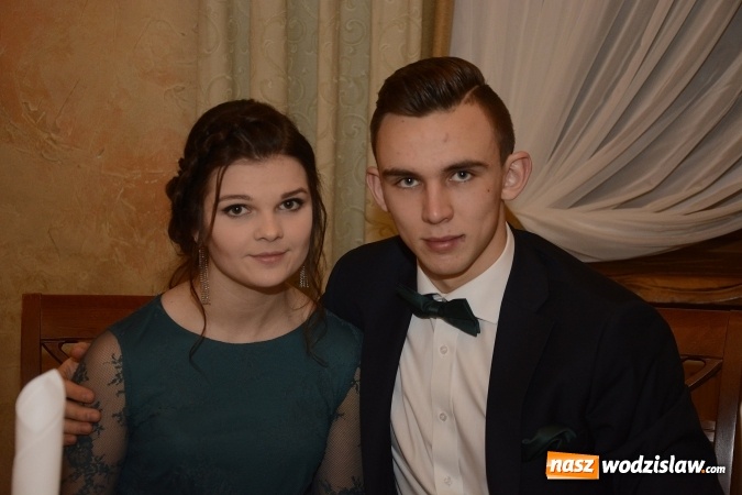 Zdjęcie w galerii na portalu naszwodzislaw.com: ZST na studniówce. FOTORELACJA  wiadomości z regionu