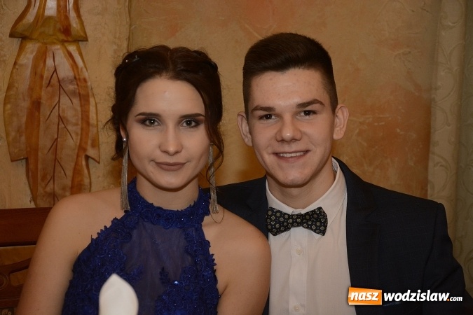 Zdjęcie w galerii na portalu naszwodzislaw.com: ZST na studniówce. FOTORELACJA  wiadomości z regionu