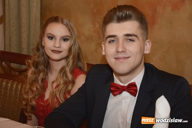 Zdjęcie w galerii na portalu naszwodzislaw.com: ZST na studniówce. FOTORELACJA  wiadomości z regionu