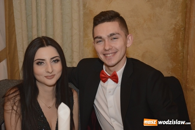 Zdjęcie w galerii na portalu naszwodzislaw.com: ZST na studniówce. FOTORELACJA  wiadomości z regionu