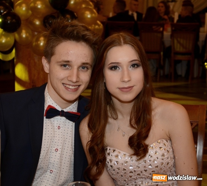 Zdjęcie w galerii na portalu naszwodzislaw.com: ZST na studniówce. FOTORELACJA  wiadomości z regionu