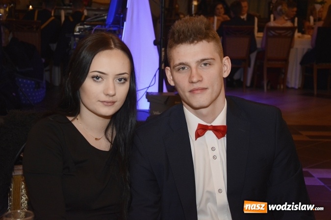 Zdjęcie w galerii na portalu naszwodzislaw.com: ZST na studniówce. FOTORELACJA  wiadomości z regionu