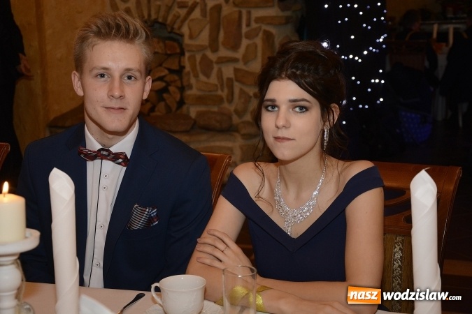 Zdjęcie w galerii na portalu naszwodzislaw.com: ZST na studniówce. FOTORELACJA  wiadomości z regionu