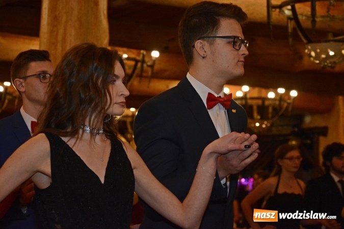 Zdjęcie w galerii na portalu naszwodzislaw.com: ZST na studniówce. FOTORELACJA  wiadomości z regionu