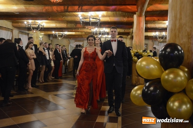 Zdjęcie w galerii na portalu naszwodzislaw.com: ZST na studniówce. FOTORELACJA  wiadomości z regionu