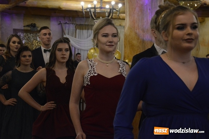 Zdjęcie w galerii na portalu naszwodzislaw.com: ZST na studniówce. FOTORELACJA  wiadomości z regionu