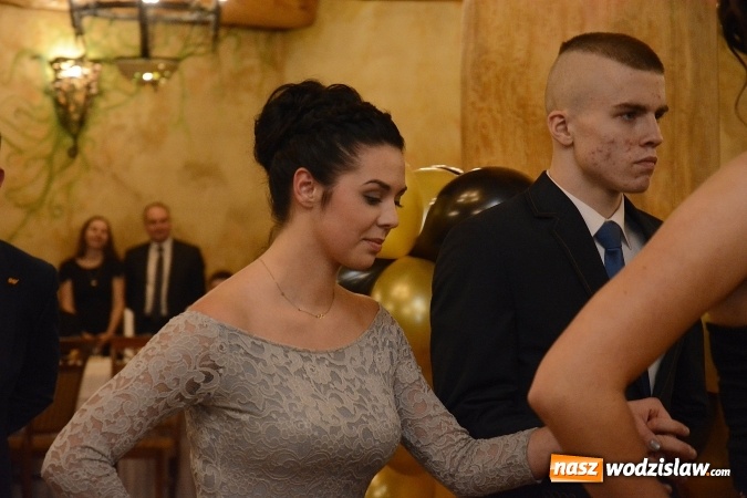 Zdjęcie w galerii na portalu naszwodzislaw.com: ZST na studniówce. FOTORELACJA  wiadomości z regionu