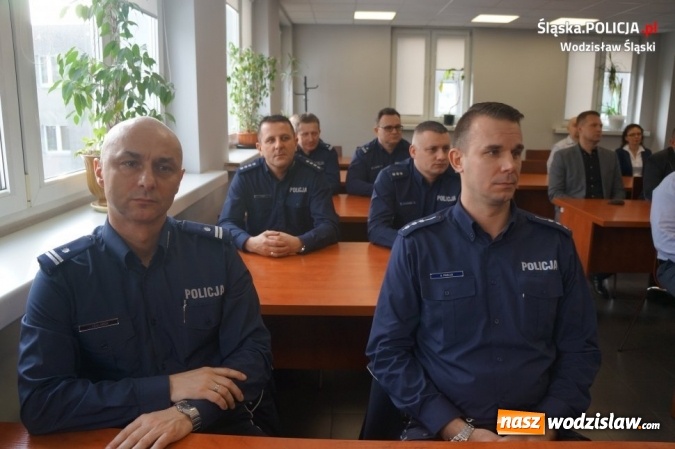 Zdjęcie w galerii na portalu naszwodzislaw.com: Wodzisławscy policjanci podsumowali 2017 rok wiadomości z regionu