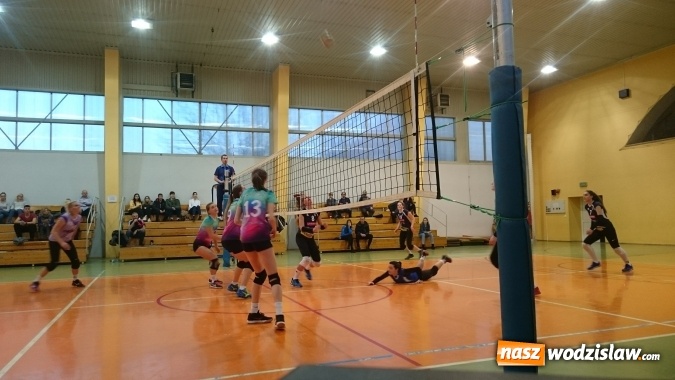 Zdjęcie w galerii na portalu naszwodzislaw.com: Kolejny zwycięski weekend siatkarek ZORZY wiadomości z regionu