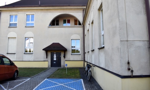 Ruszyła rozbudowa ZSP Łaziska. Powstanie dodatkowa klatka schodowa - Serwis informacyjny z Wodzisławia Śląskiego - naszwodzislaw.com