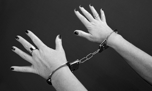 Zgłosiła interwencję, trafiła do aresztu - Serwis informacyjny z Raciborza - naszraciborz.pl