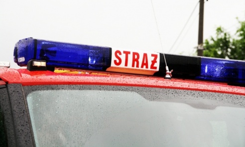 Runął dach budynku gospodarczego w Radlinie - Serwis informacyjny z Raciborza - naszraciborz.pl