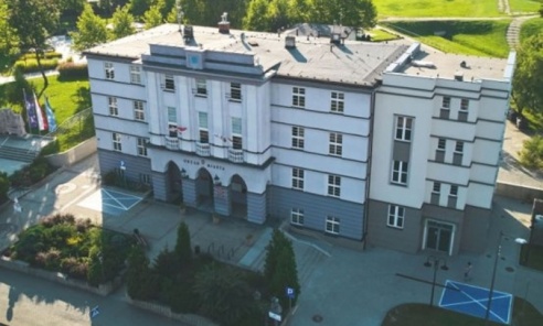 Rydułtowy. Zmiany w okolicach magistratu - Serwis informacyjny z Raciborza - naszraciborz.pl