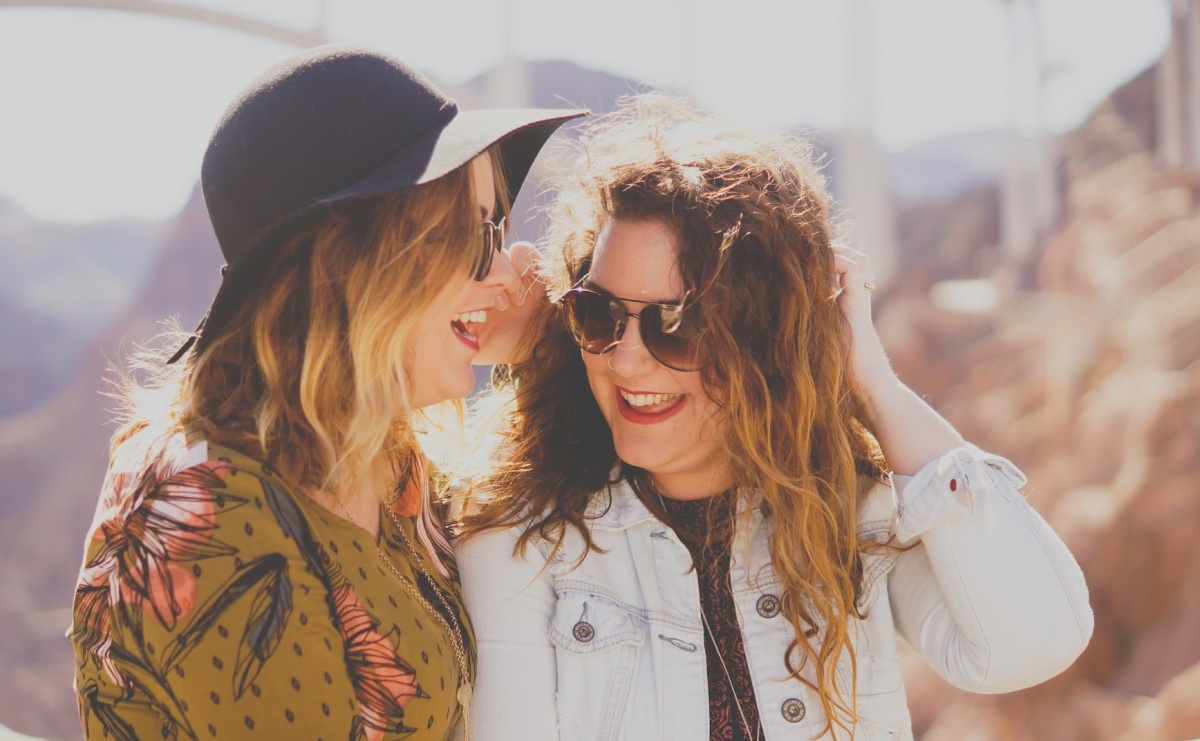 Lookbook wiosenny – stylizacje i pomysły na modne zestawy - Serwis informacyjny z Raciborza - naszraciborz.pl