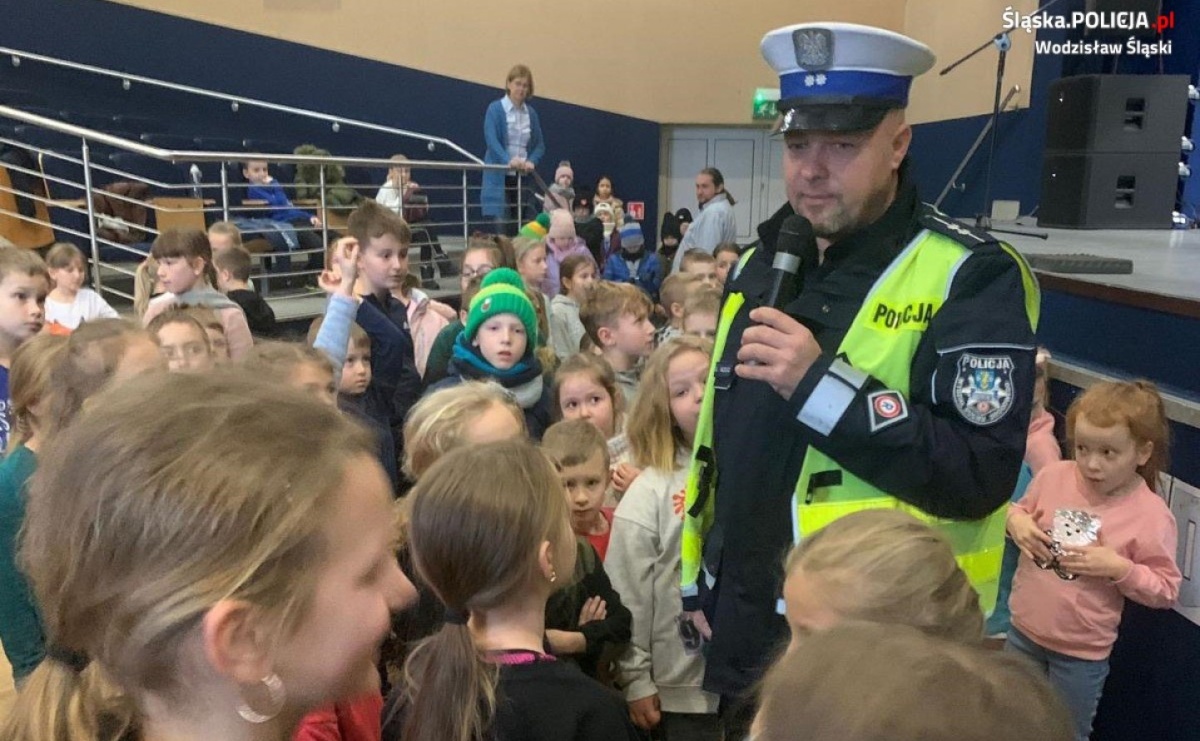 Aby ferie były bezpieczne. Spotkanie w Pszowie - Serwis informacyjny z Raciborza - naszraciborz.pl