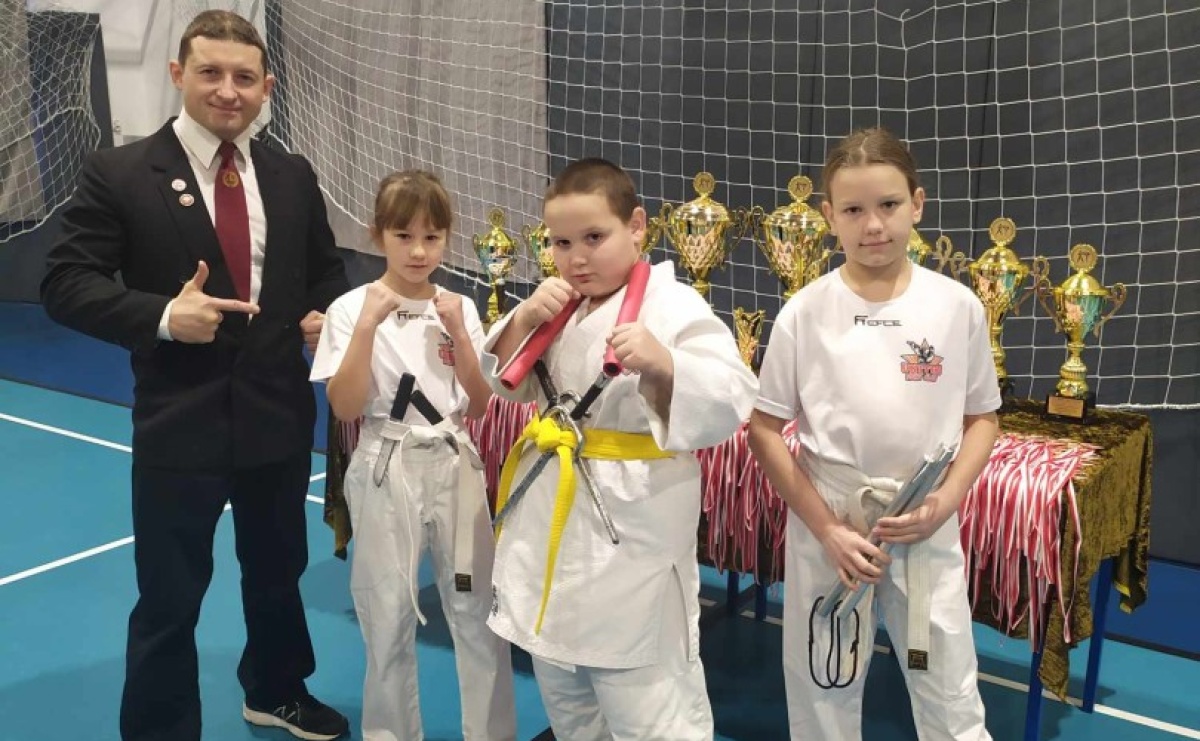 Worek medali zawodników United Fight Club - Serwis informacyjny z Raciborza - naszraciborz.pl