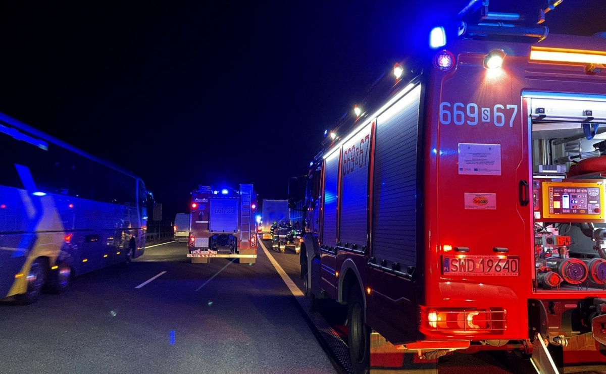 Niebezpieczne zdarzenie na autostradzie A1. Istniało zagrożenie wybuchem - Serwis informacyjny z Raciborza - naszraciborz.pl