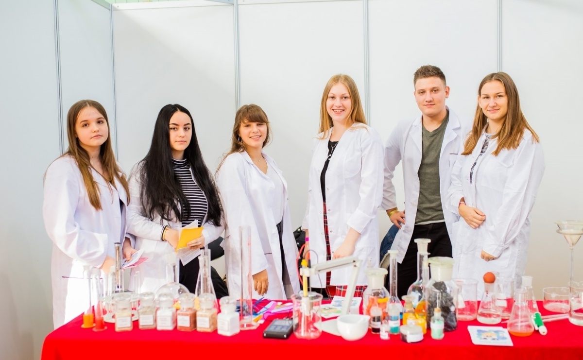 Ważna informacja dla młodzieży. Na te zawody będzie zapotrzebowanie w województwie śląskim - Serwis informacyjny z Raciborza - naszraciborz.pl