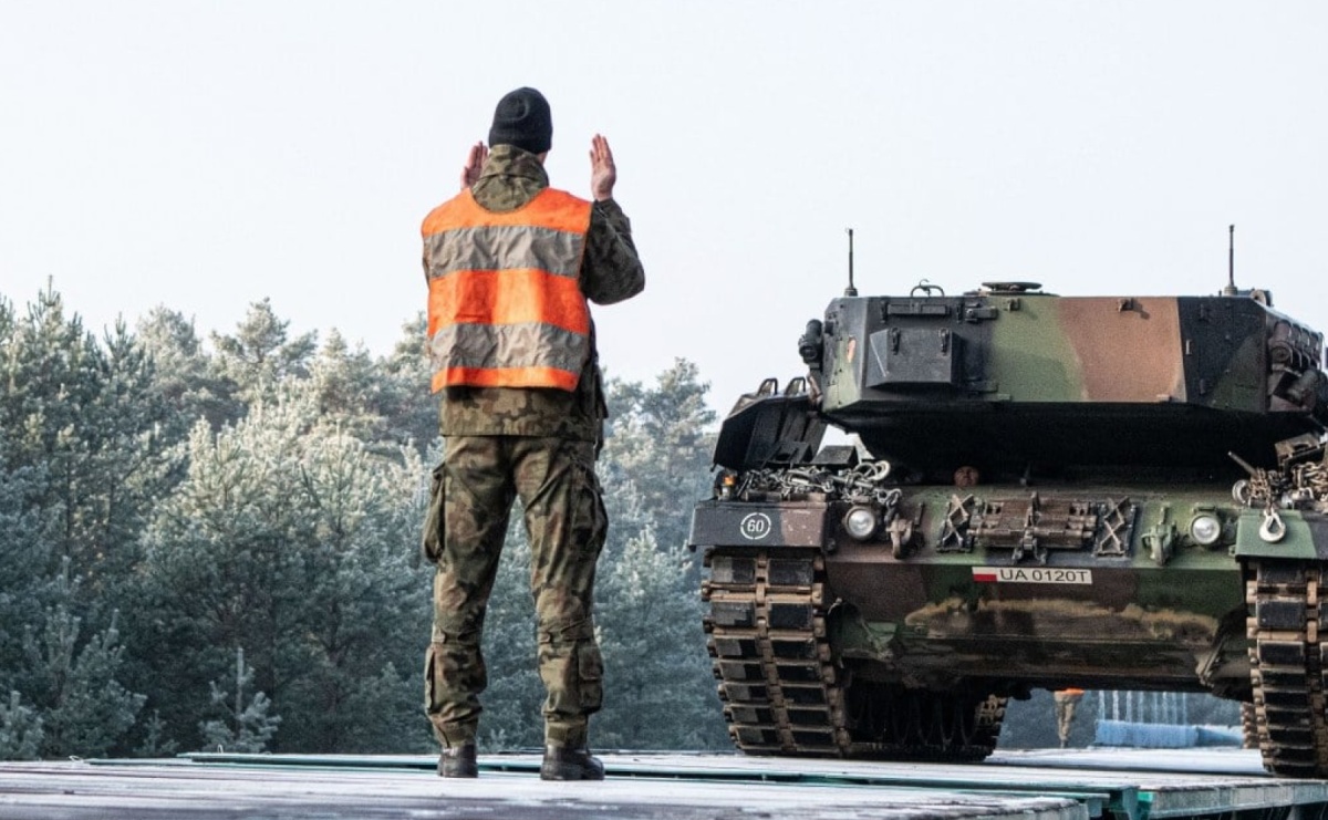 Na drogach zobaczymy pojazdy wojskowe i pojawią się nietypowe znaki. Komunikat GDDKiA dla kierowców - Serwis informacyjny z Wodzisławia Śląskiego - naszwodzislaw.com