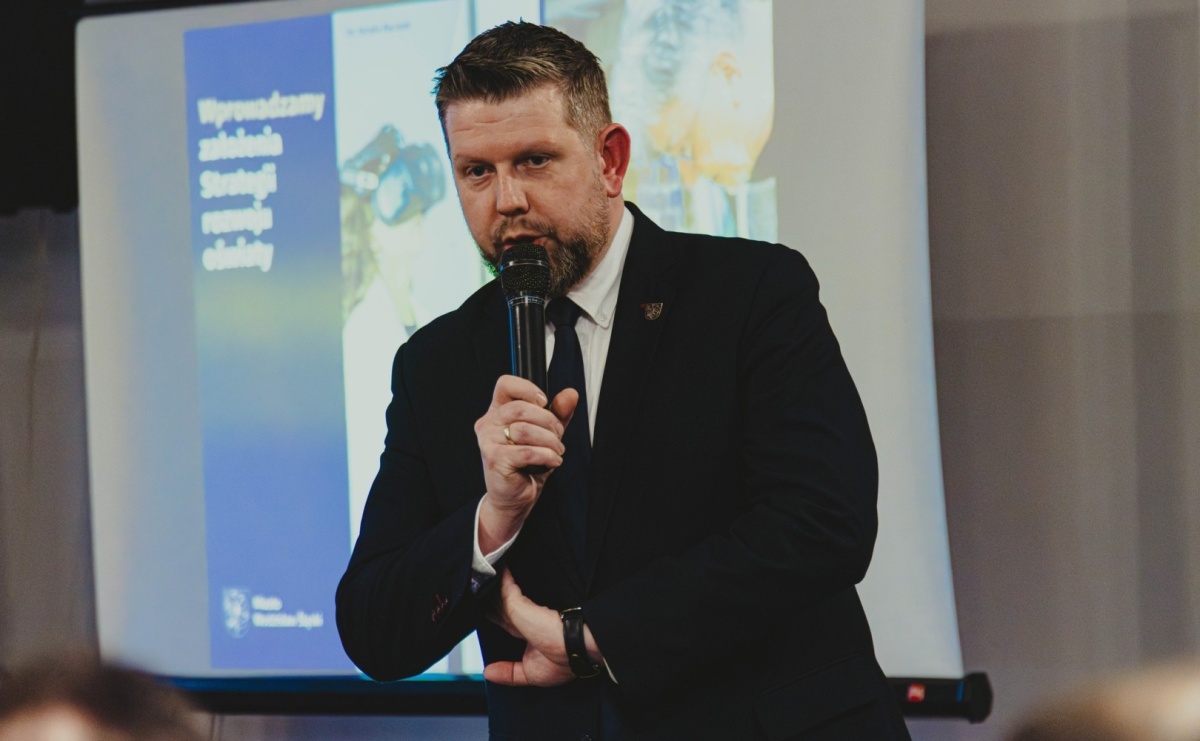 Prezydent Kieca spotkał się z mieszkańcami Radlina II - Serwis informacyjny z Wodzisławia Śląskiego - naszwodzislaw.com