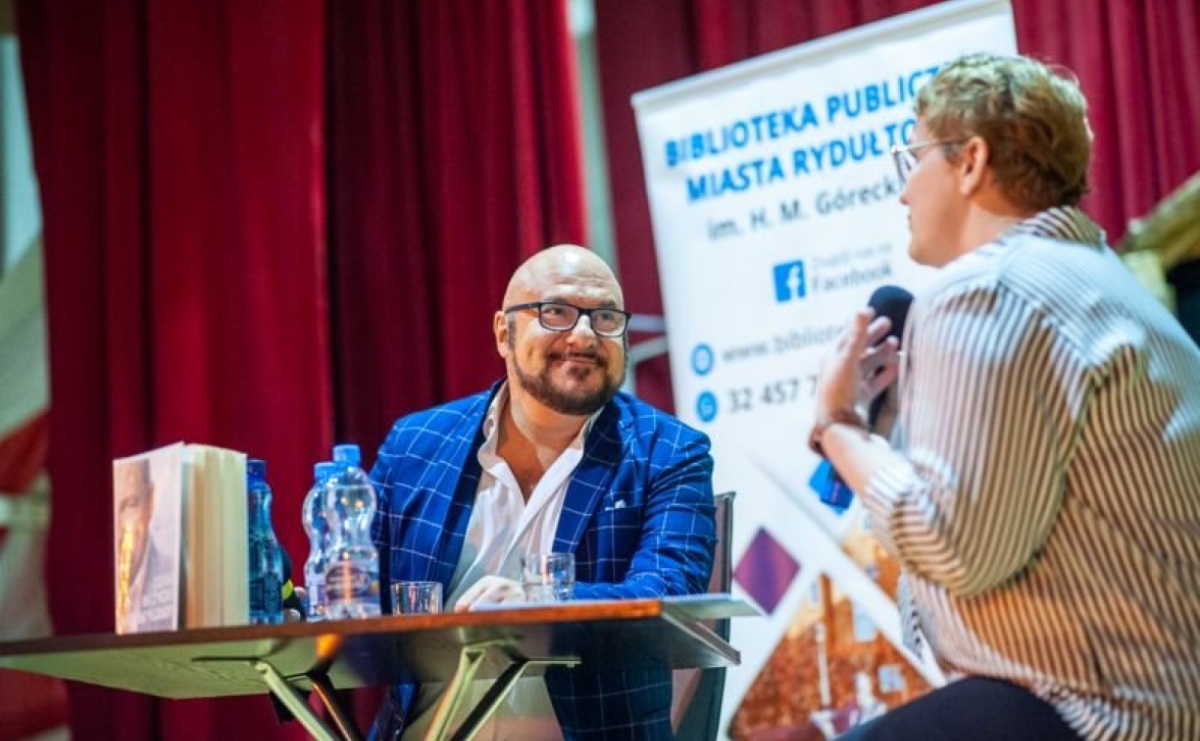 Piotr Gąsowski gościem rydułtowskiej biblioteki - Serwis informacyjny z Raciborza - naszraciborz.pl