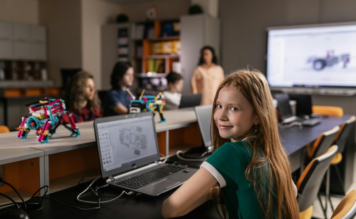 Roboty, Gry i Ty. Odkryj świat nowoczesnej technologii w Wodzisławiu Śląskim - Serwis informacyjny z Raciborza - naszraciborz.pl