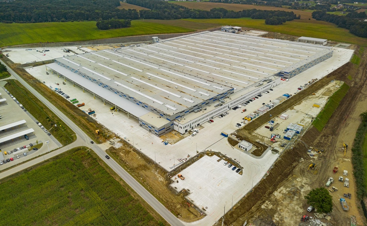 Eko-Okna otrzymały potężny kredyt - Serwis informacyjny z Wodzisławia Śląskiego - naszwodzislaw.com