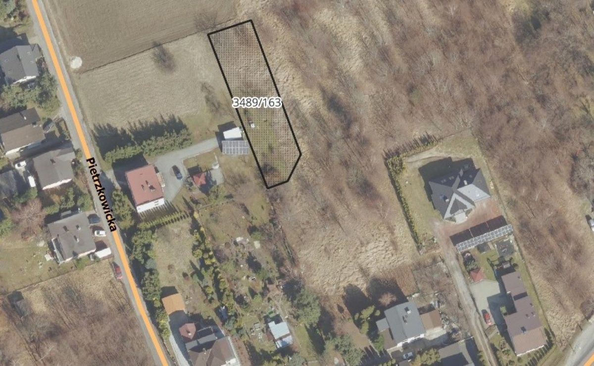 Cześć nieruchomości przy Pietrzkowickiej w Rydułtowach do sprzedania - Serwis informacyjny z Raciborza - naszraciborz.pl