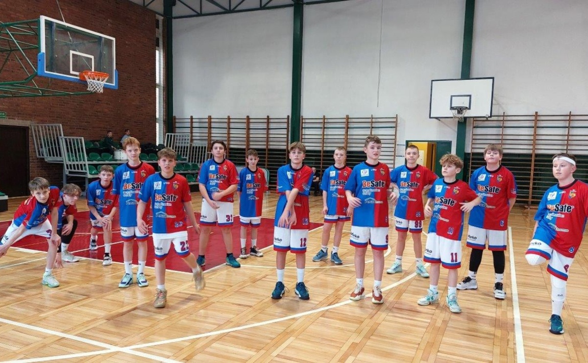 Koszykarski mecz pełen emocji - Serwis informacyjny z Raciborza - naszraciborz.pl