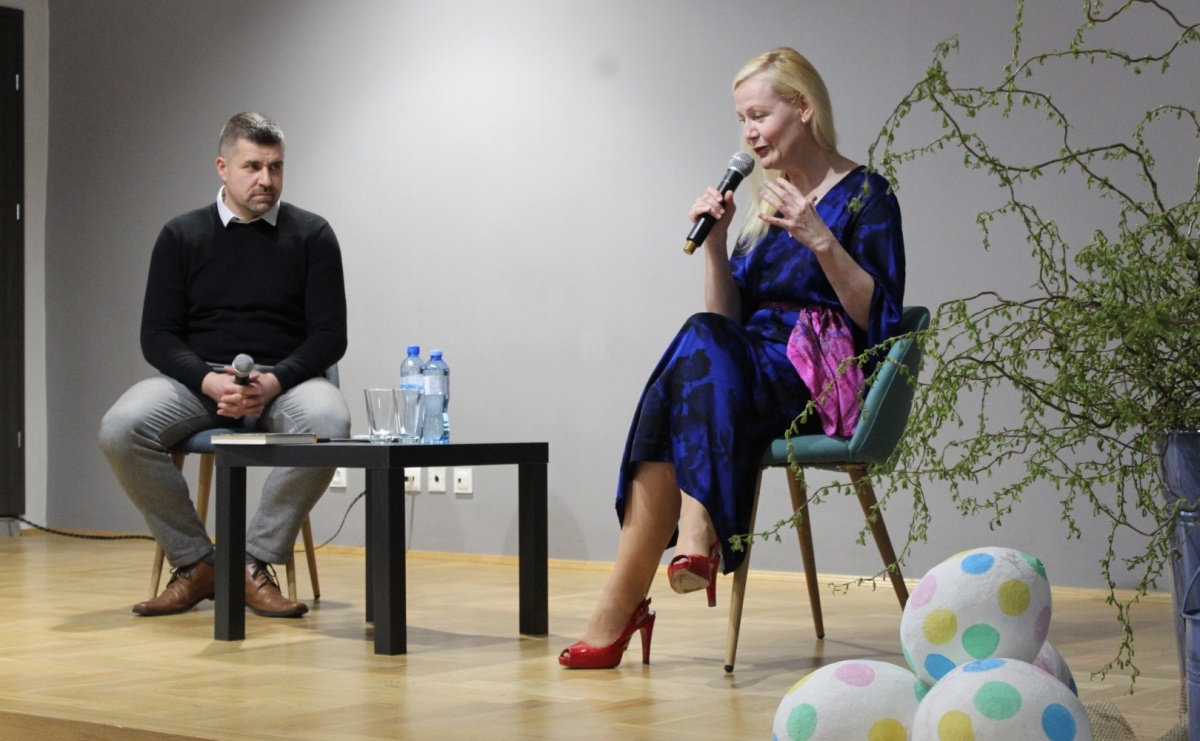 Autorka książki o Franciszku Pieczce spotkała się z czytelnikami w Godowie - Serwis informacyjny z Raciborza - naszraciborz.pl