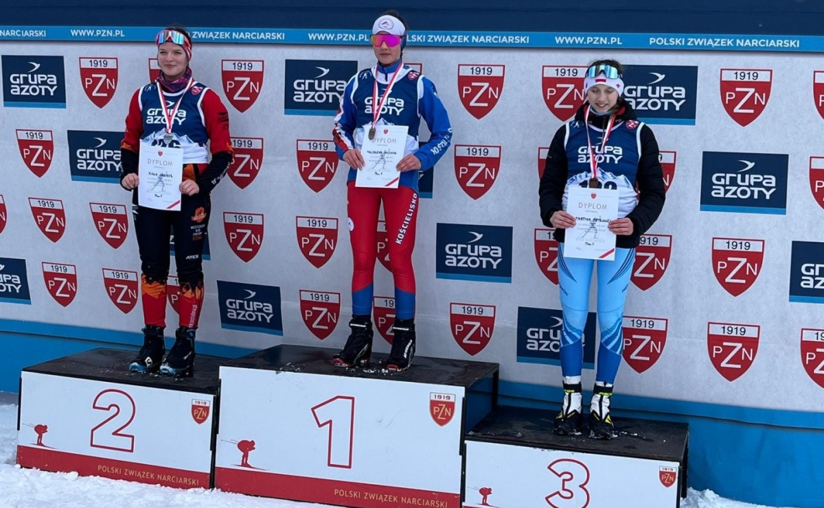 Martyna Pietroszek z medalami mistrzostw Polski. Sztafeta też na podium - Serwis informacyjny z Raciborza - naszraciborz.pl