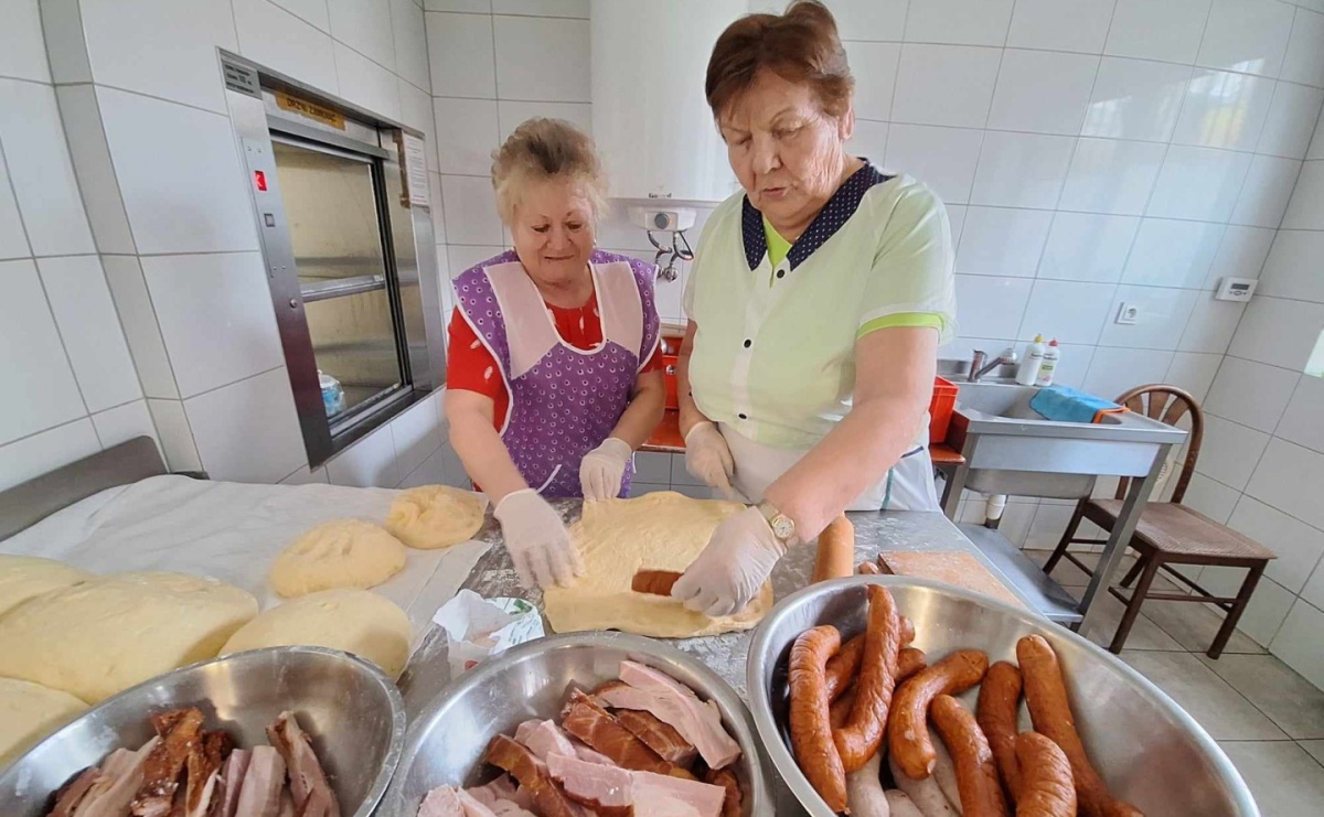 Gospodynie z Połomi zdradzają, jak samodzielnie przygotować święcelnik - Serwis informacyjny z Wodzisławia Śląskiego - naszwodzislaw.com