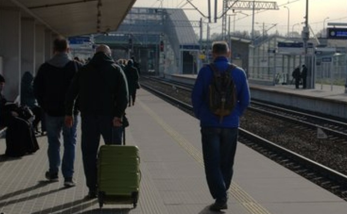 Bezpieczne podróże koleją na Wielkanoc - Serwis informacyjny z Raciborza - naszraciborz.pl