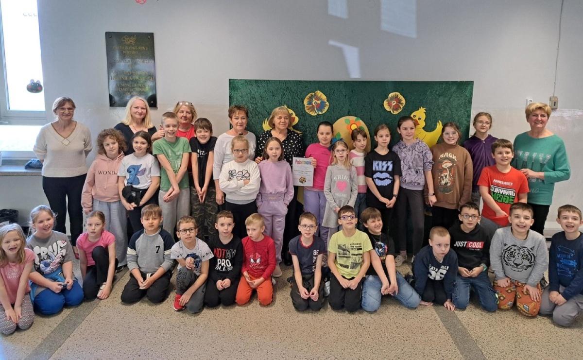 Warsztaty wielkanocne z seniorkami w wodzisławskim ZSP7 - Serwis informacyjny z Raciborza - naszraciborz.pl