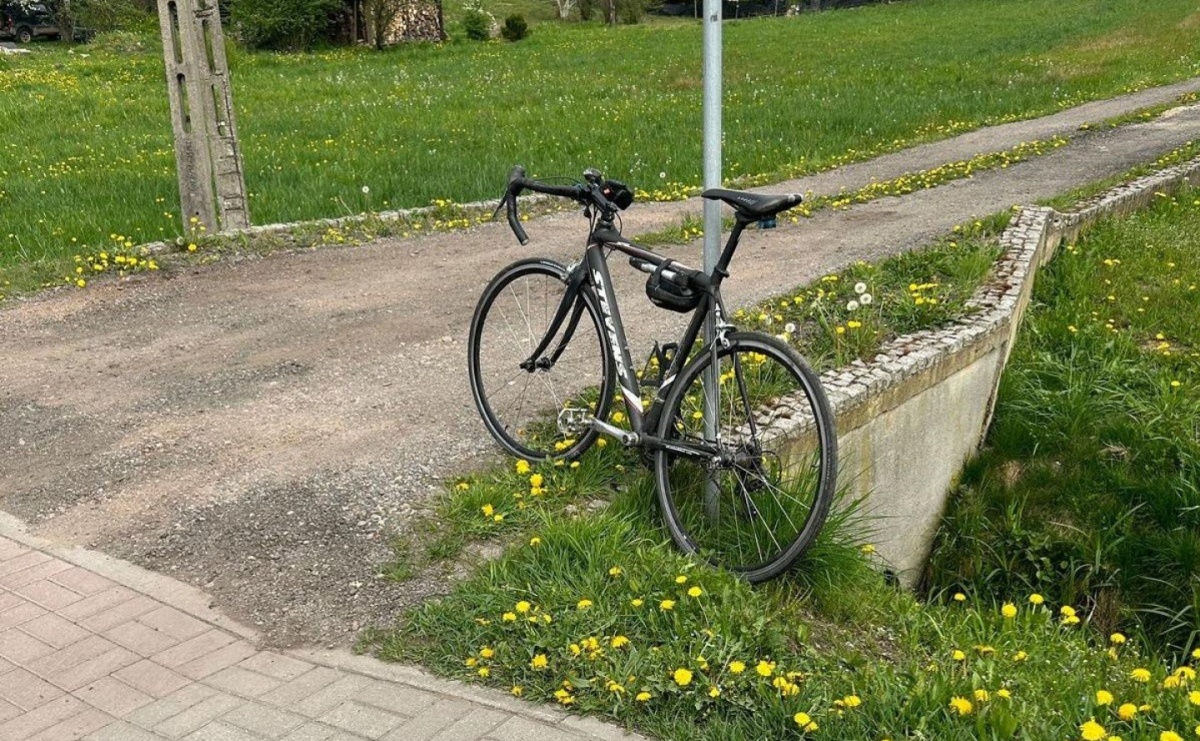 Nie dotarł do celu. Jadąc rowerem wywrócił się, bo był pijany - Serwis informacyjny z Raciborza - naszraciborz.pl