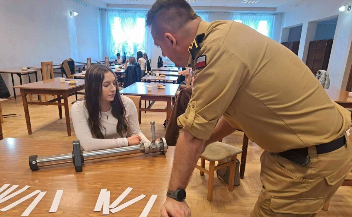 Gminny turniej wiedzy pożarniczej w Połomi - Serwis informacyjny z Raciborza - naszraciborz.pl