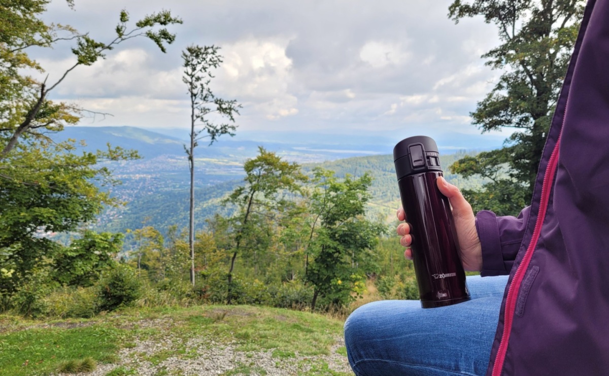 Wybór idealnego kubka termicznego – zalety i wskazówki - Serwis informacyjny z Raciborza - naszraciborz.pl