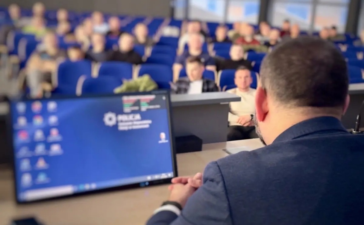 Policjanci i strażacy szkolili się w przeciwdziałaniu zagrożeniom CBRNE - Serwis informacyjny z Raciborza - naszraciborz.pl