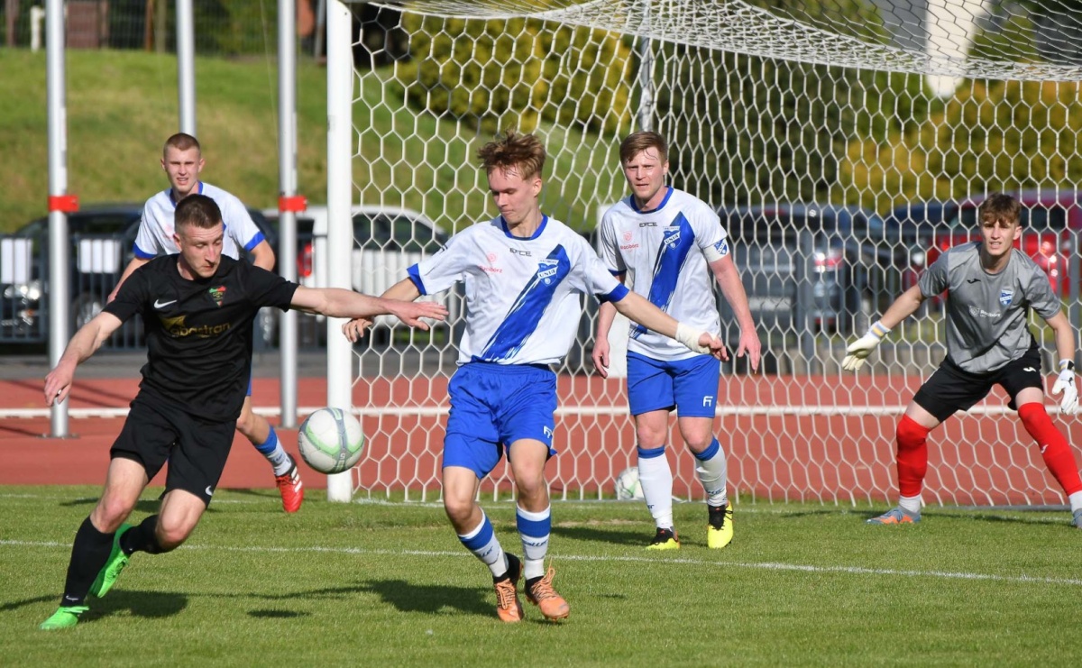 Czarni Gorzyce bez punktów w Raciborzu [FOTO] - Serwis informacyjny z Raciborza - naszraciborz.pl