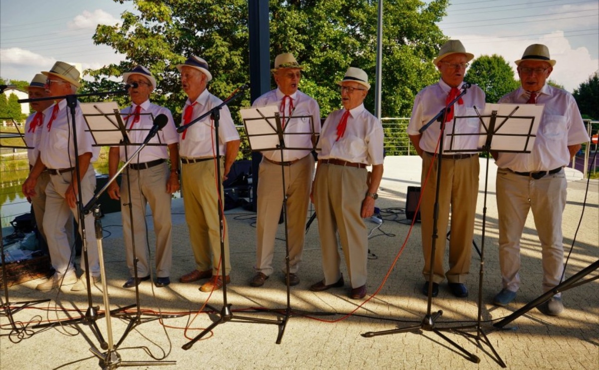 Świętujmy majówkę z piosenką na ustach - Serwis informacyjny z Raciborza - naszraciborz.pl