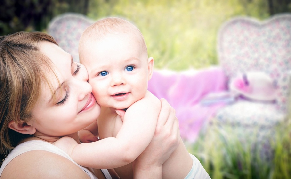 ZUS informuje. Mama na macierzyńskim - Serwis informacyjny z Raciborza - naszraciborz.pl