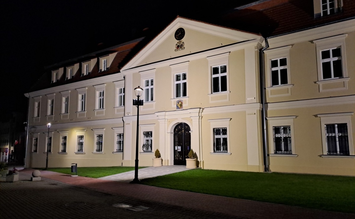 Wernisaż wystawy rzeźby Dawida Klona w Pałacu Dietrichsteinów - Serwis informacyjny z Raciborza - naszraciborz.pl